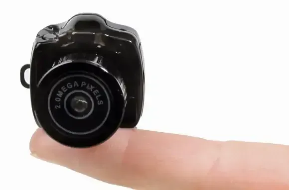 007 Travel Gadgets That'll Make You Feel Like James Bond