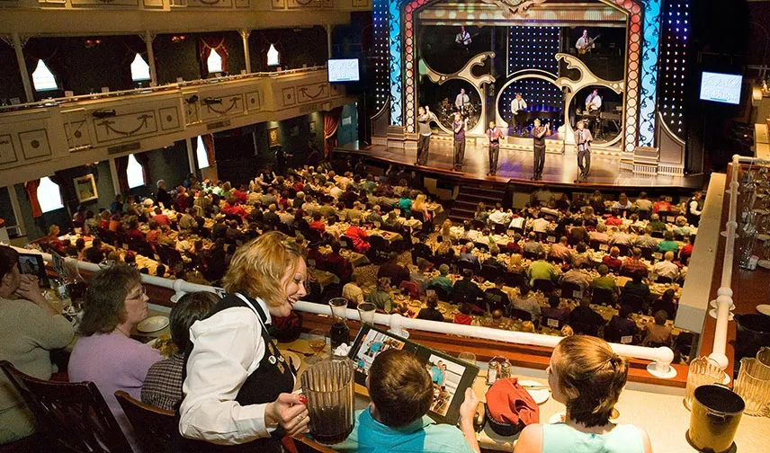 Showboat Branson Belle