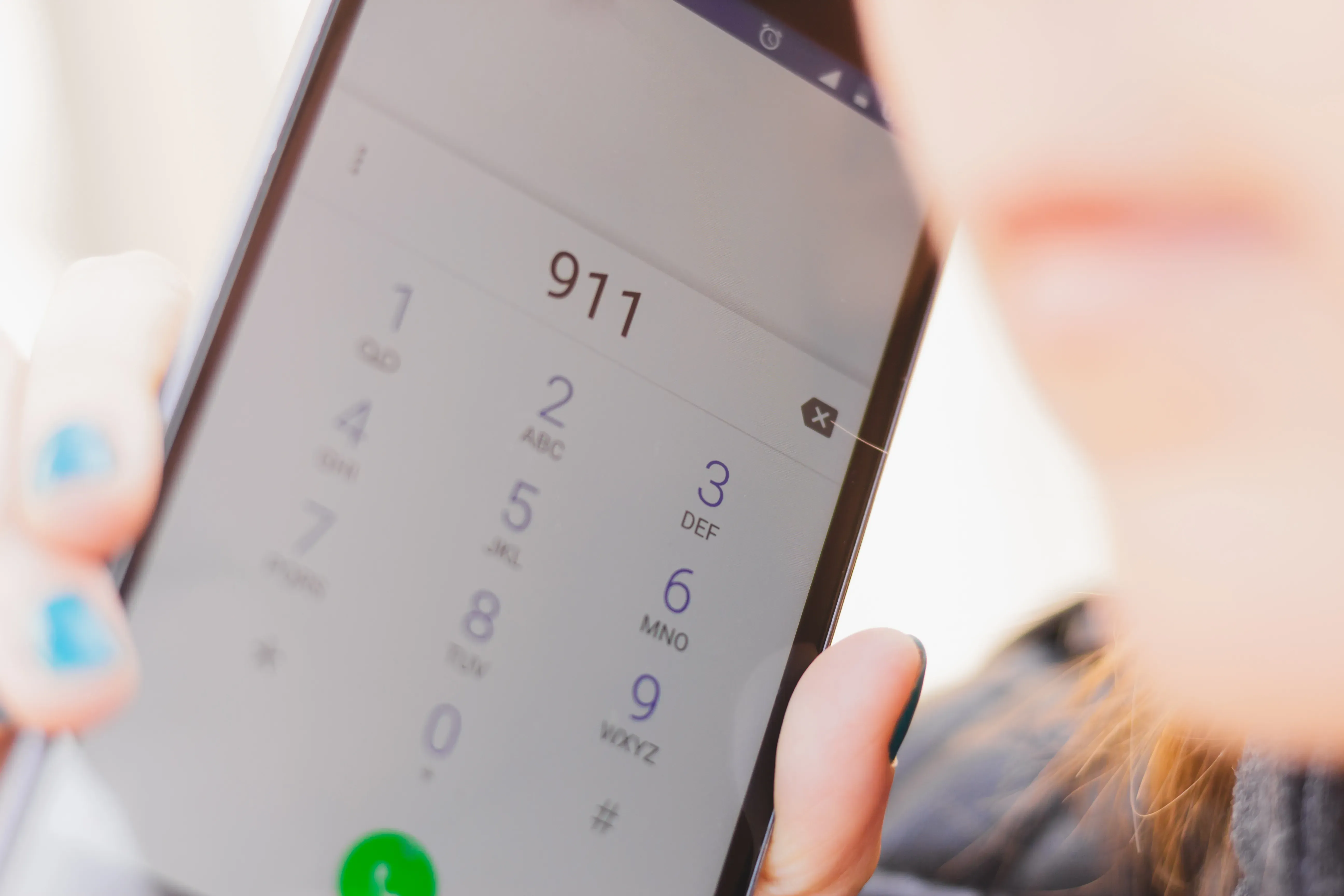 The One Thing You Need to Add into Your Phone Before Traveling Abroad