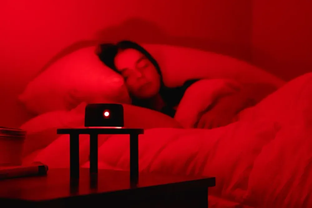 Red light therapy device