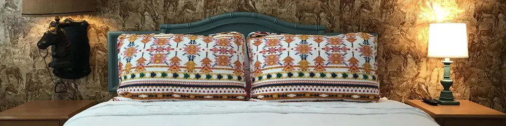 Dame Fortune #39 s Cottage Court: Retro Charm in Hot Springs National Park