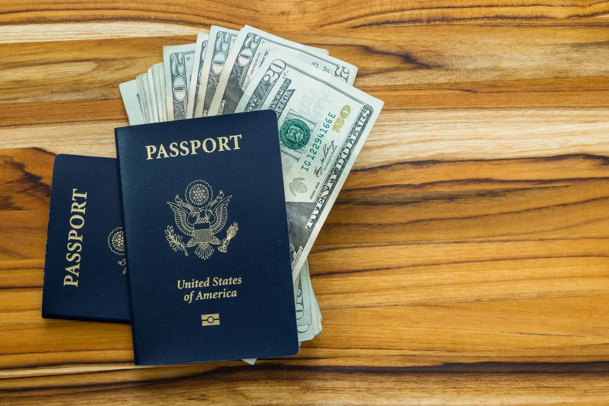 The Best Way to Carry Money Overseas